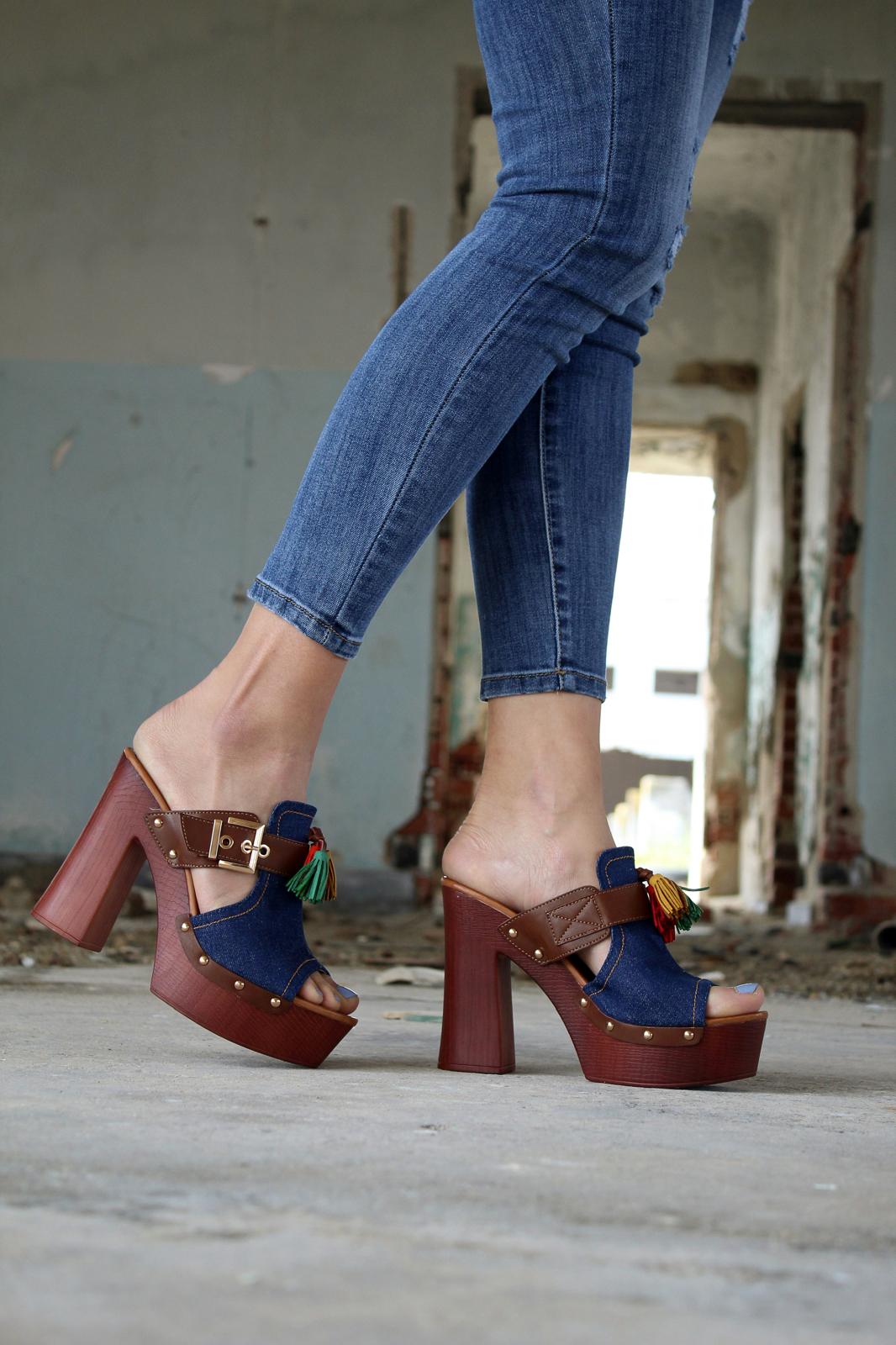 Women's Footwear