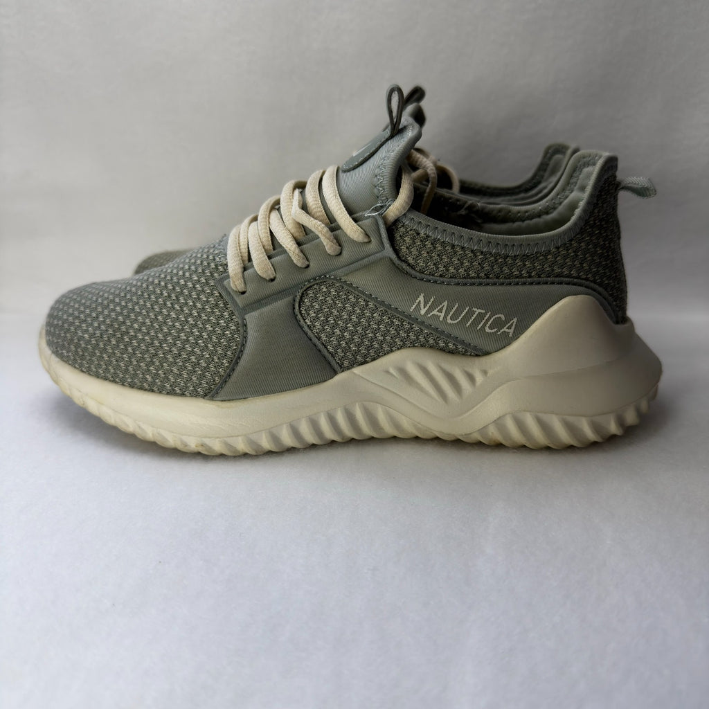 Nautica Gray Fashion Sneakers Lace Up Shoes Casual Lightweight Womens Size 8