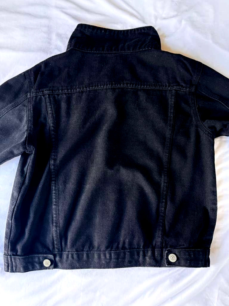 Women's Casual Fit Denim Jacket, Paired With Distressed Decorations Size L