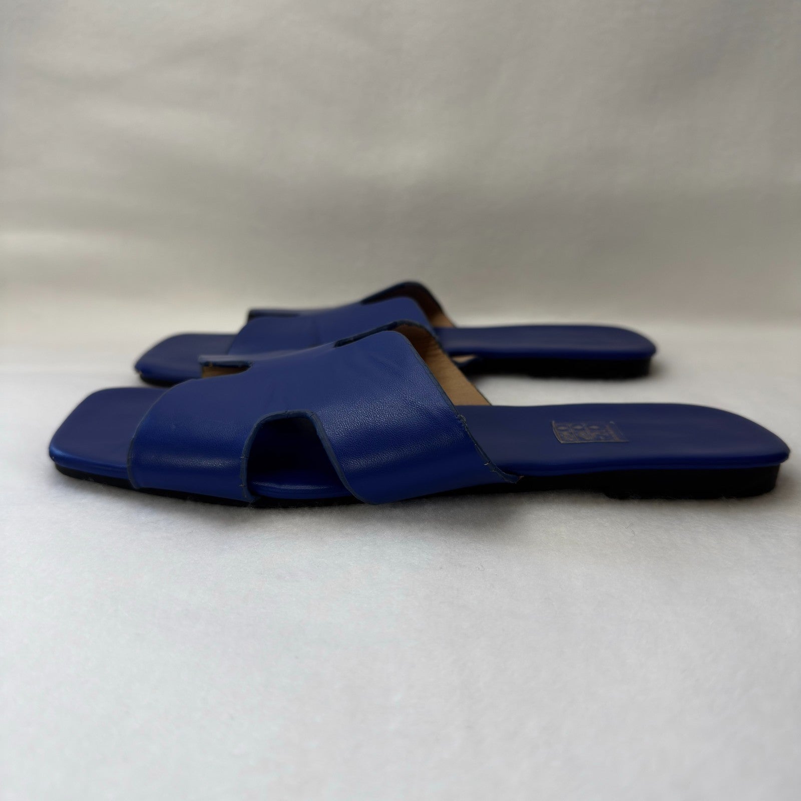 Womens Sandals Bleu Size 7.5 US