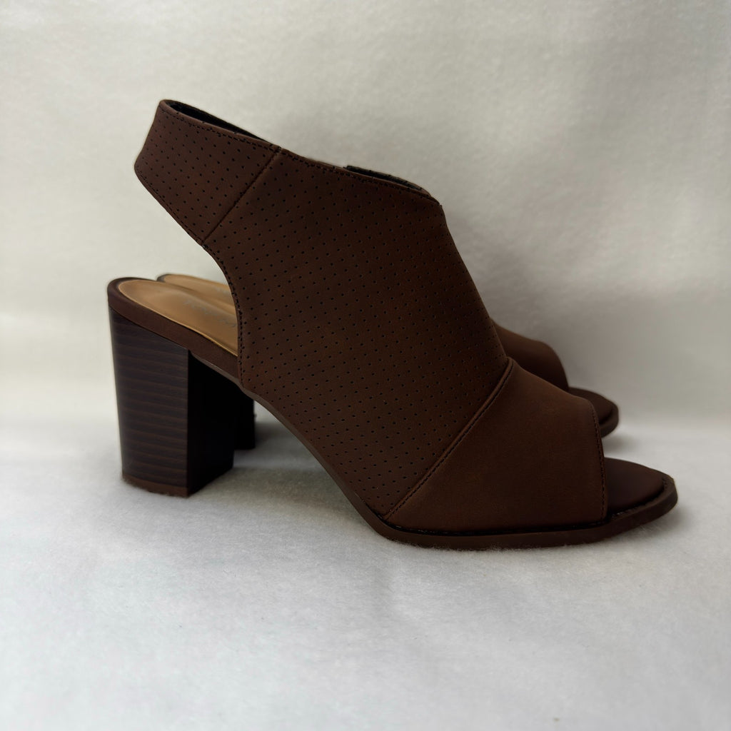 Top moda boots are stylish ankle boots perfect for summer and spring