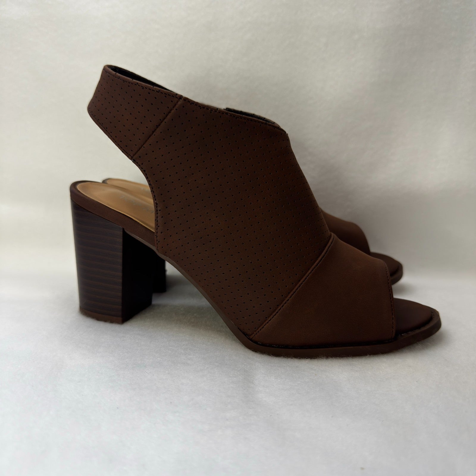 Top moda boots are stylish ankle boots perfect for summer and spring