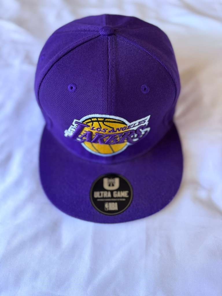 Los Angeles Lakers Cap Mens ULTRA GAME Snapback NBA Purple OSFM Official Hat NWT