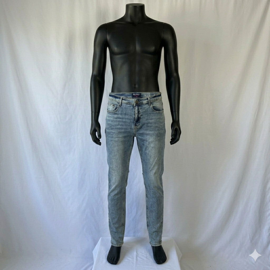 Stitches and Rivets Jeans Men's Size 34x32  Wash Blue Slim Mid Rise Denim