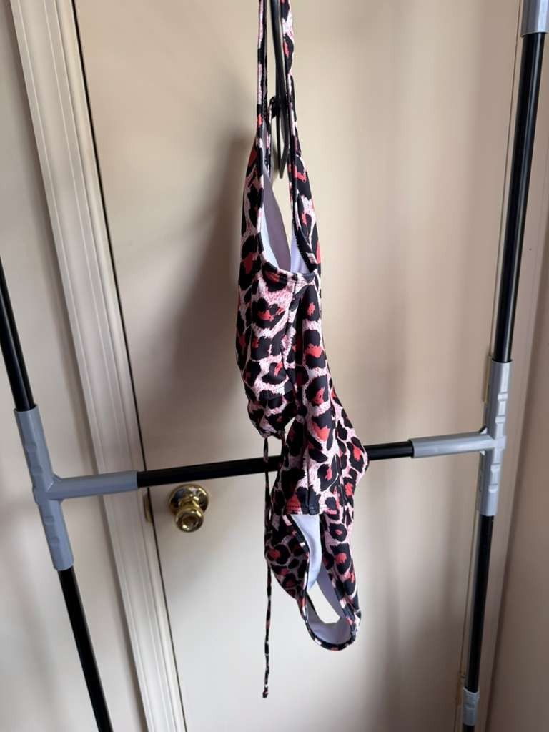 Women's Swimsuit Size 0XL Shein Leopard Animal Print One Piece