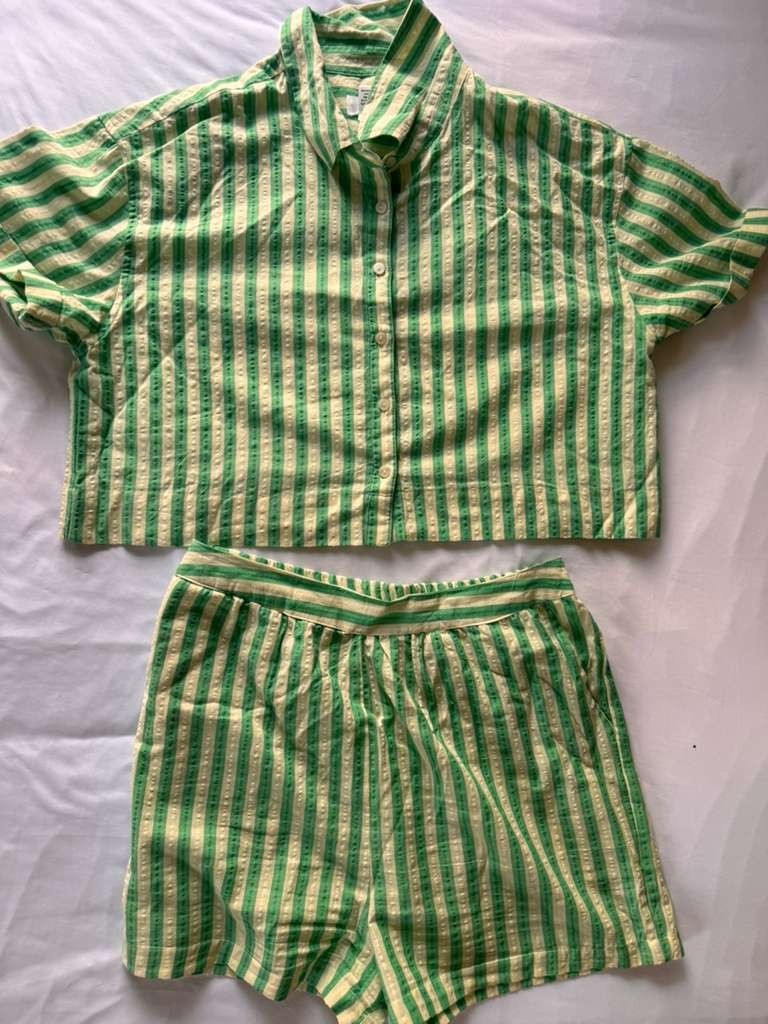 Japna Womens Juniors Shorts Green White Stripes Set Size Large