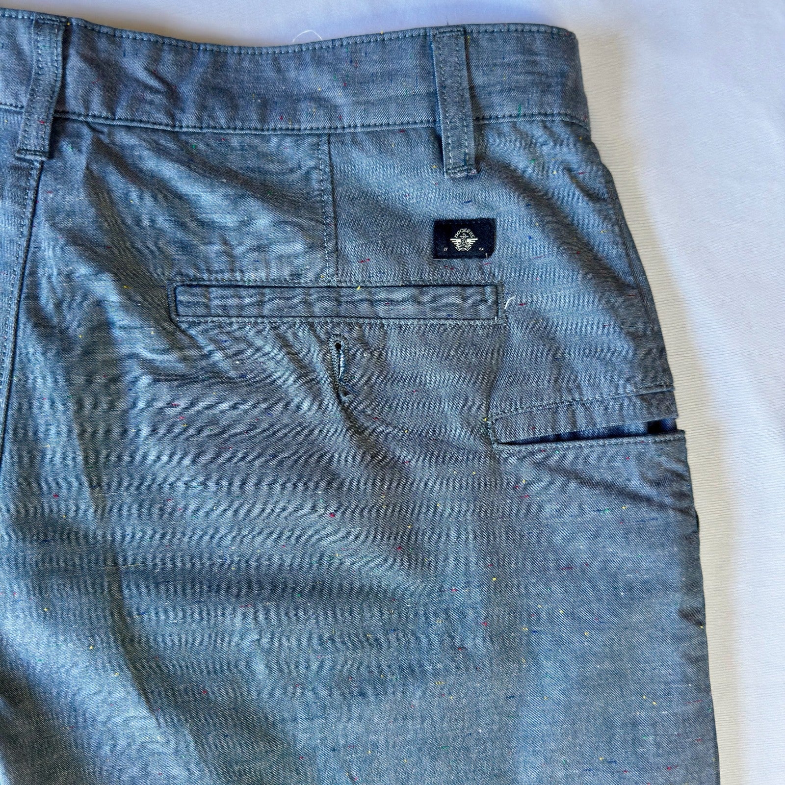 Dockers Shorts Men's Size 32 Gray Chino, 99% Cotton