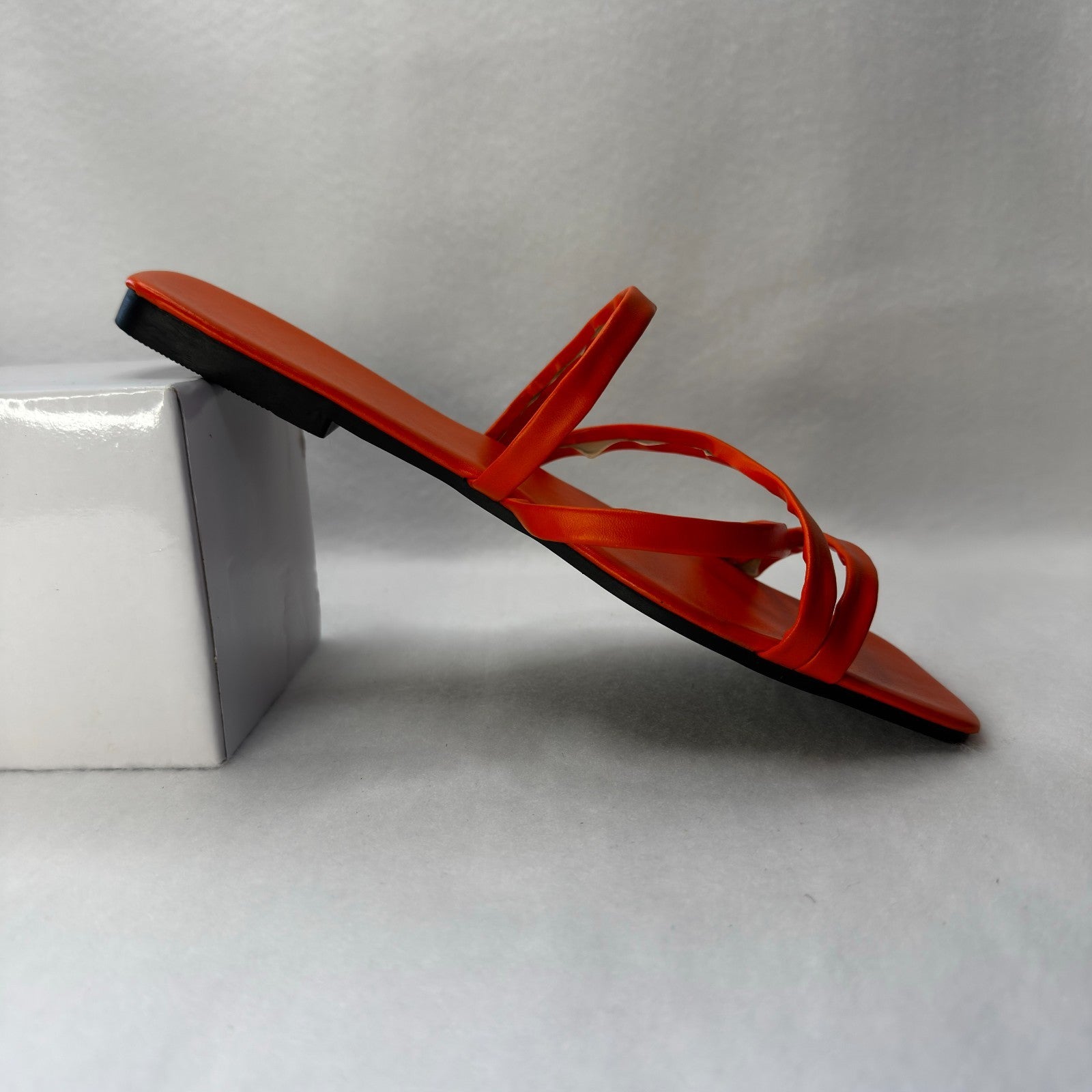 Womens Sandals Orange Size 7.5 US