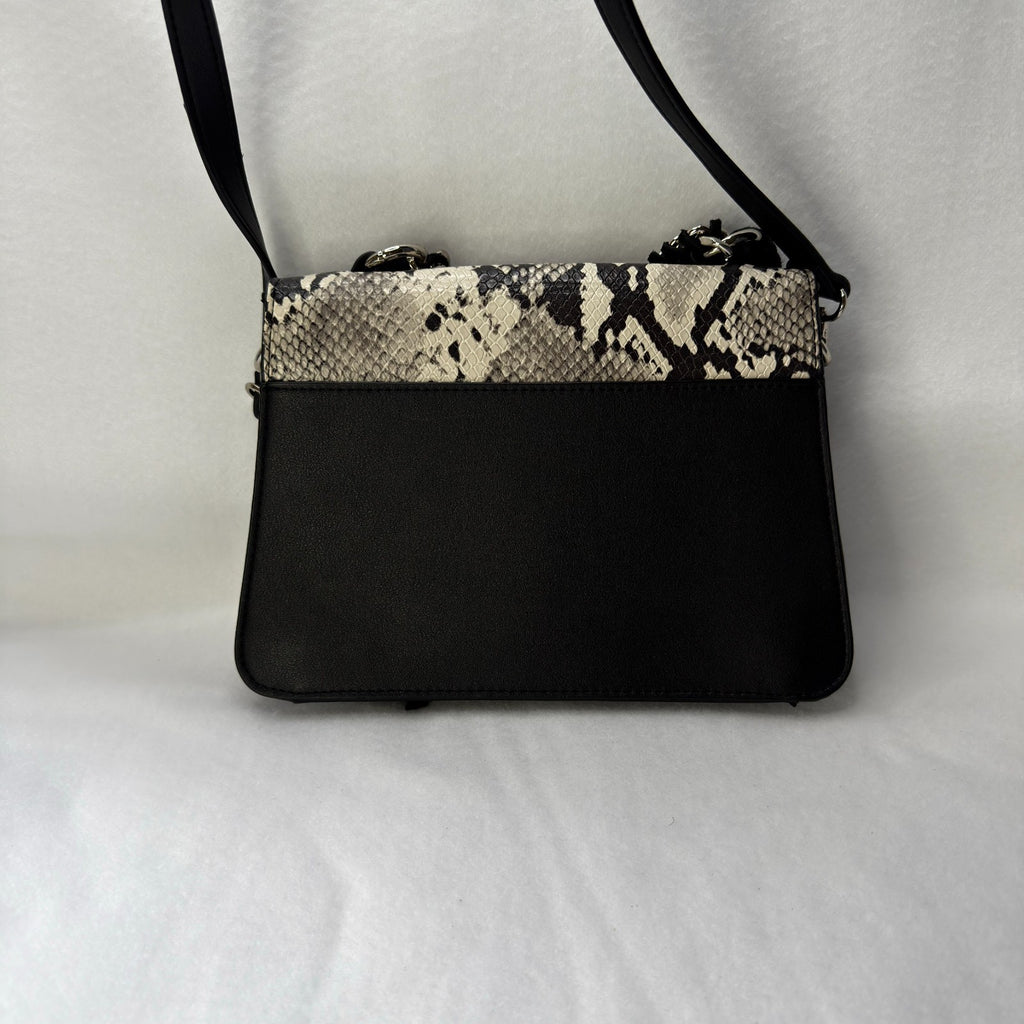 Snake bag