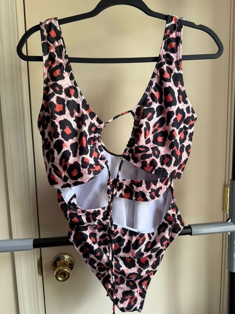 Women's Swimsuit Size 0XL Shein Leopard Animal Print One Piece