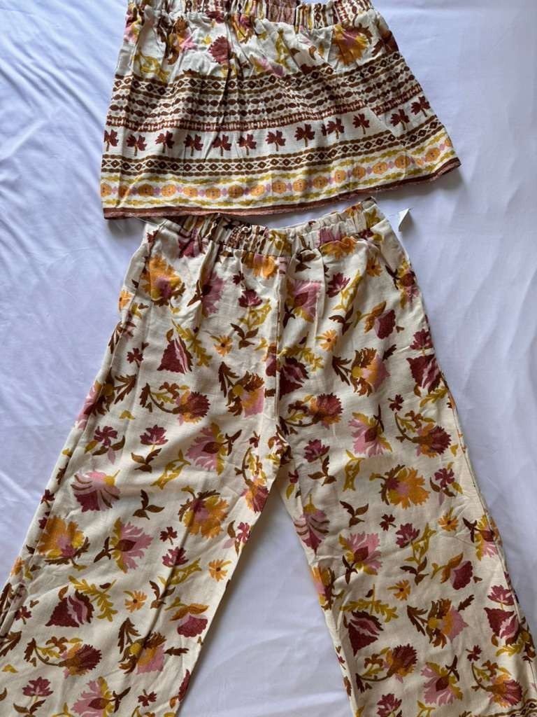 Good Luck Gem Multicolor Floral Jumpsuit Size Medium
