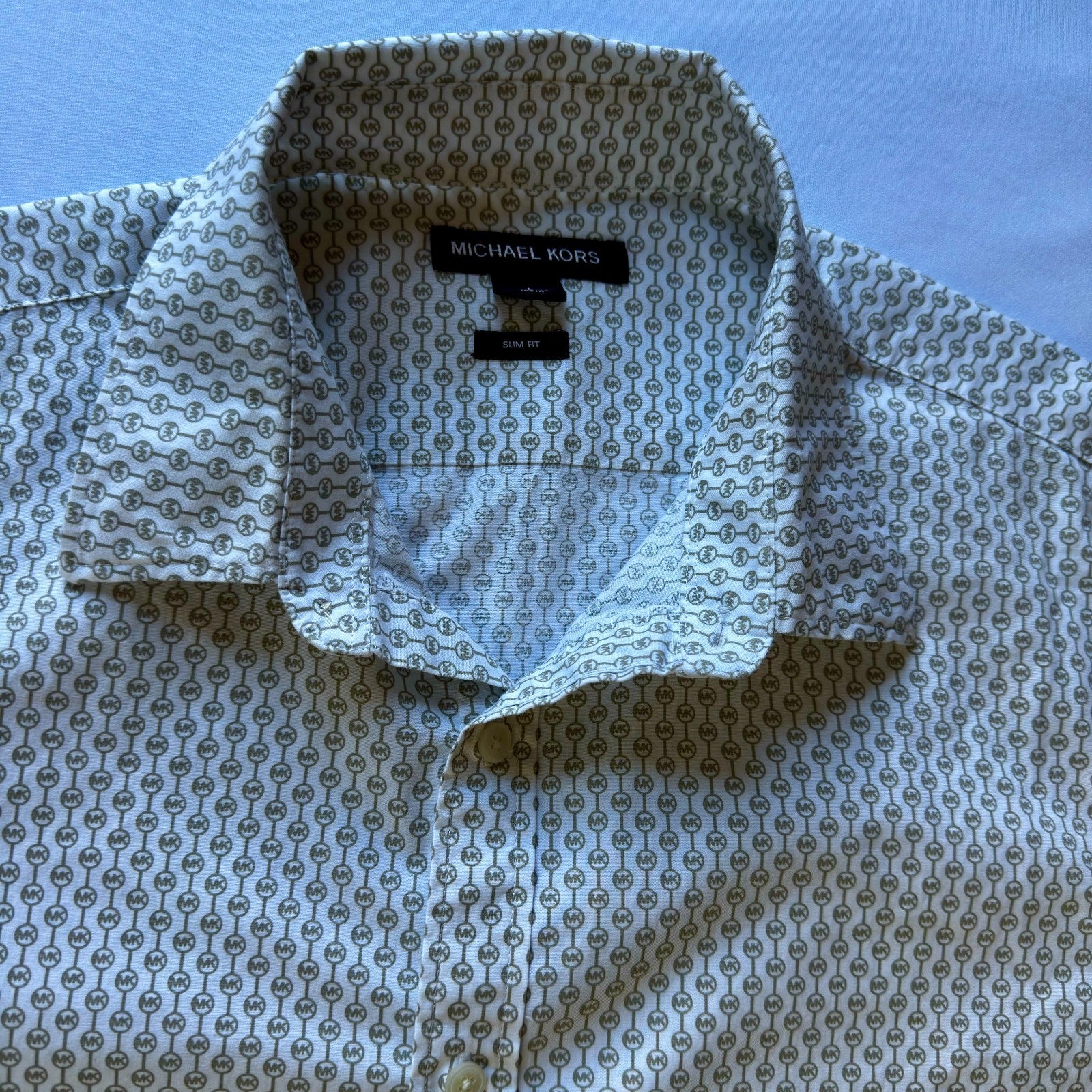 MICHAEL KORS Men Slim Fit Stretch All Over MK Print  Short Sleeve Button Up Sz L