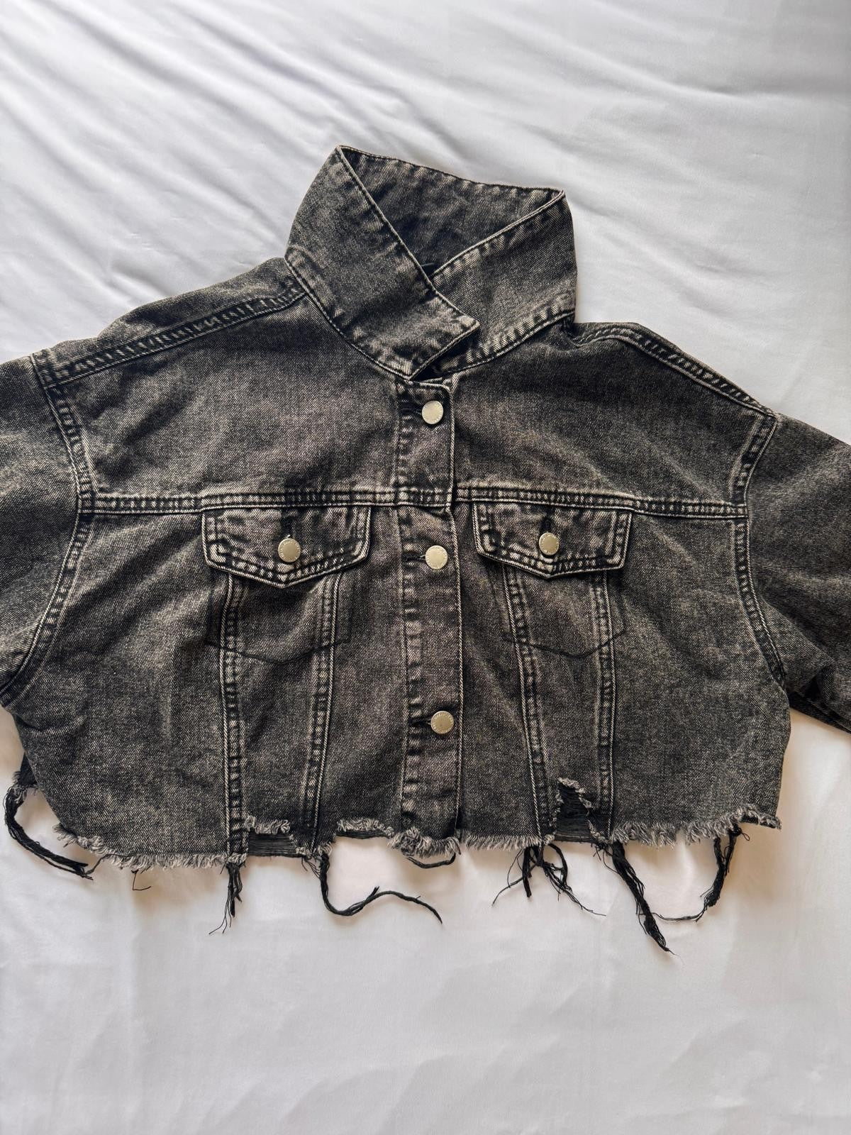 Plus Size Women's Spring & Fall Casual Frayed Hem Long Sleeve Cropped Denim Jack