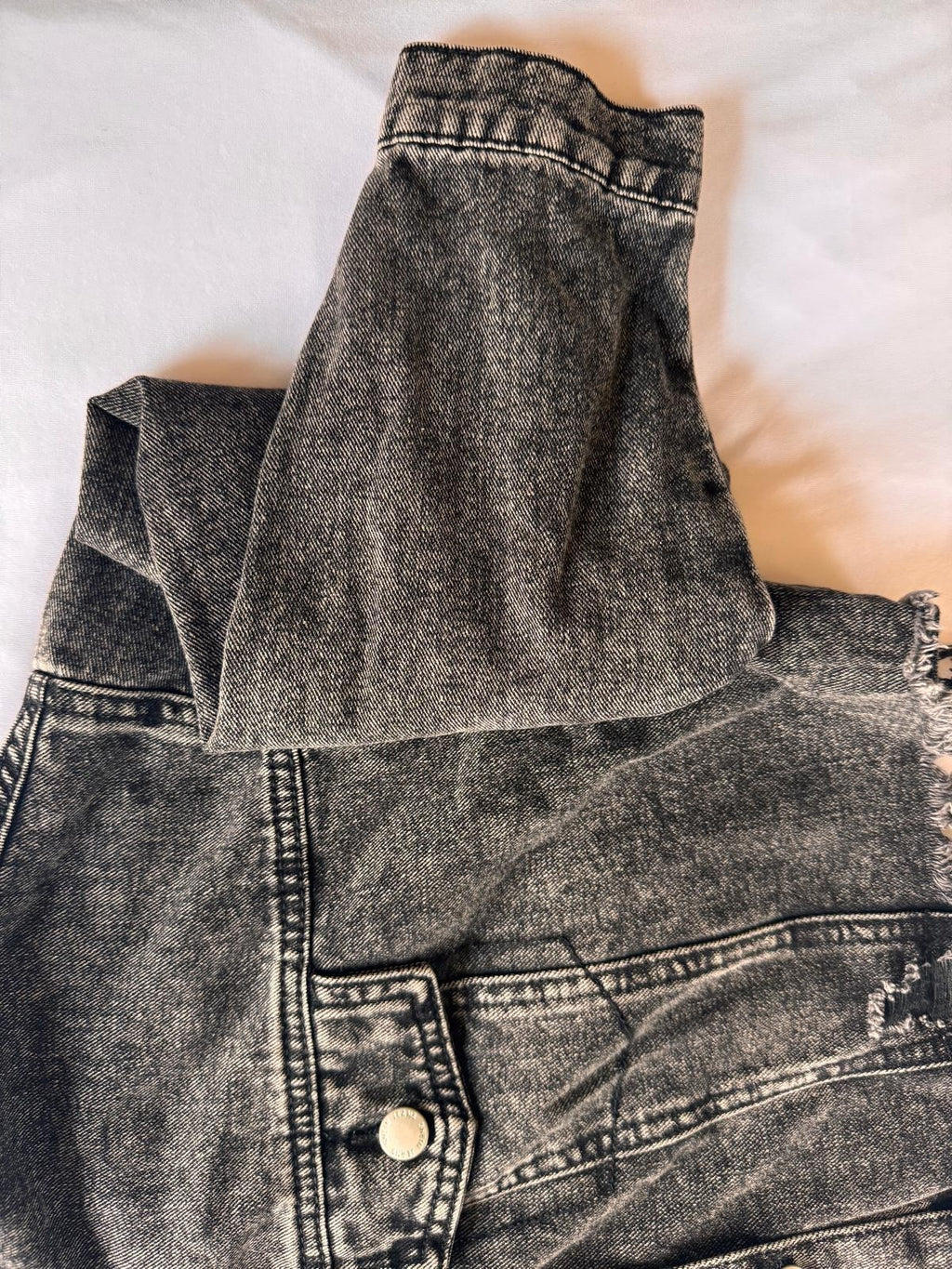 Plus Size Women's Spring & Fall Casual Frayed Hem Long Sleeve Cropped Denim Jack