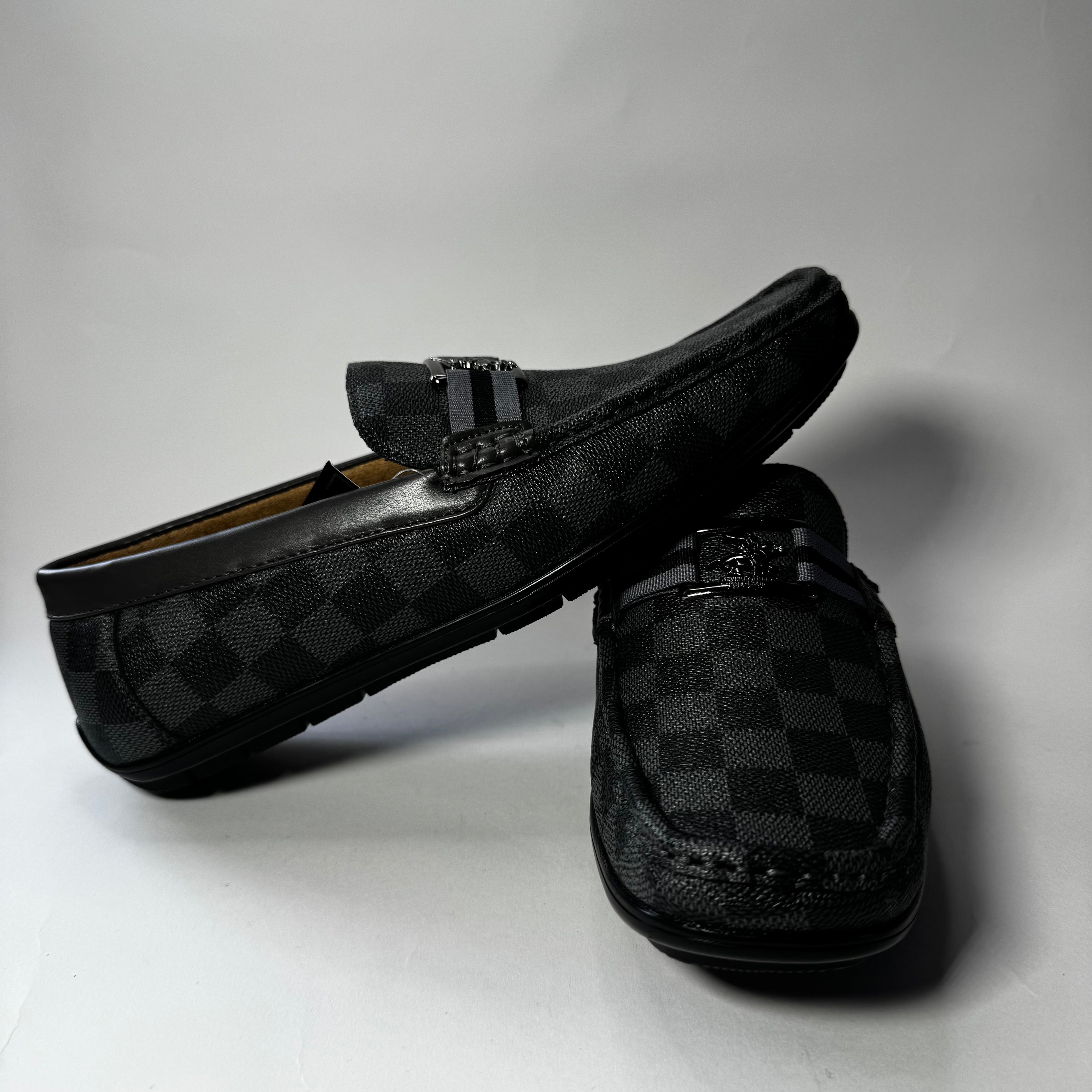 Beverly Hills Polo Club Men Grey N Black Slip on loafers Size 8