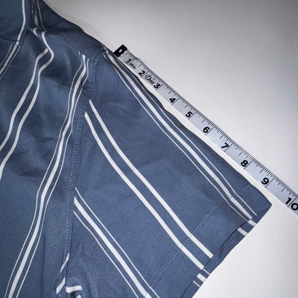 Level Ten Men Size L Blue Multicolor Striped Button Up Shirt Short Sleeve