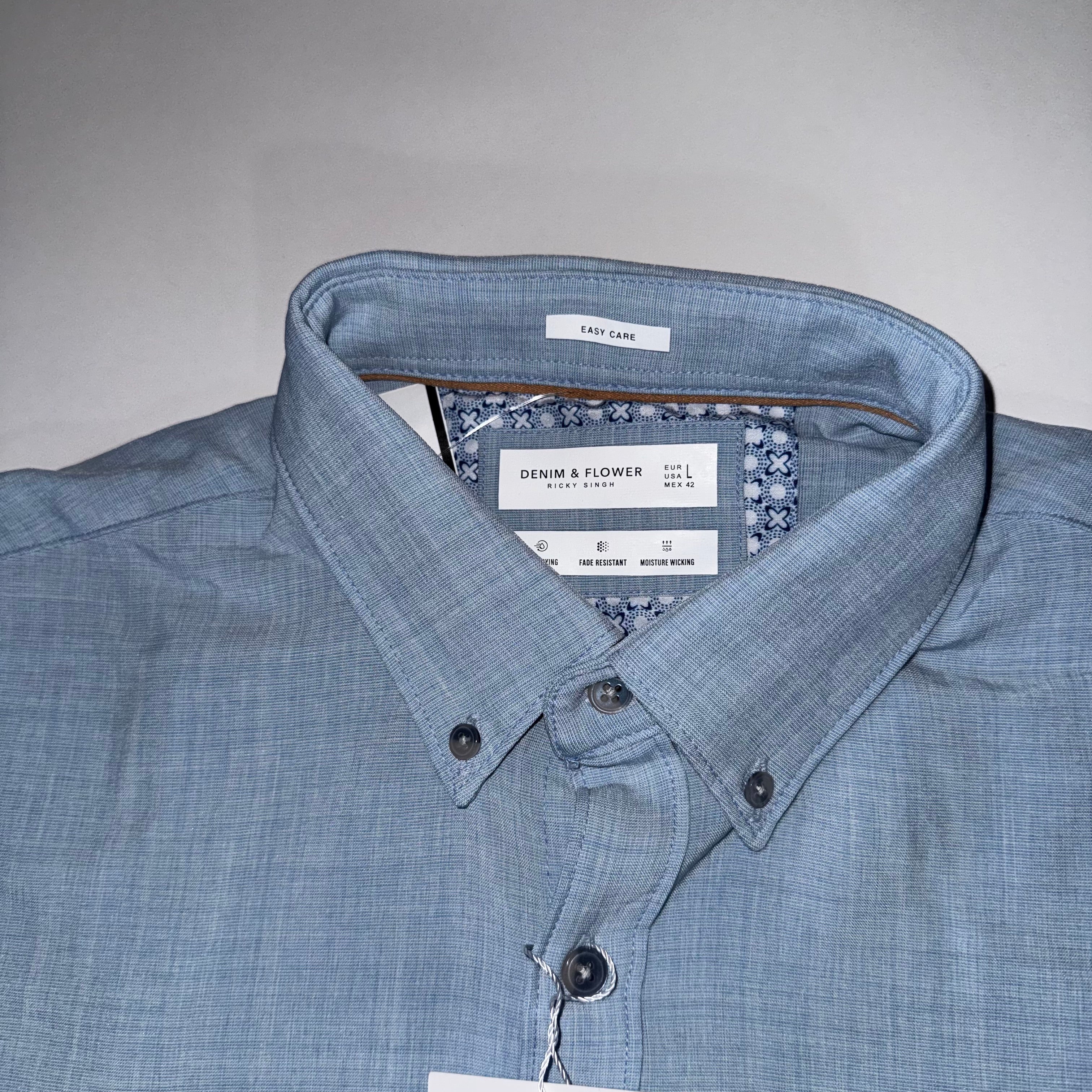 Denim & Flower By Ricky Singh Men's Light Blue Collared Button Down Shirt, L