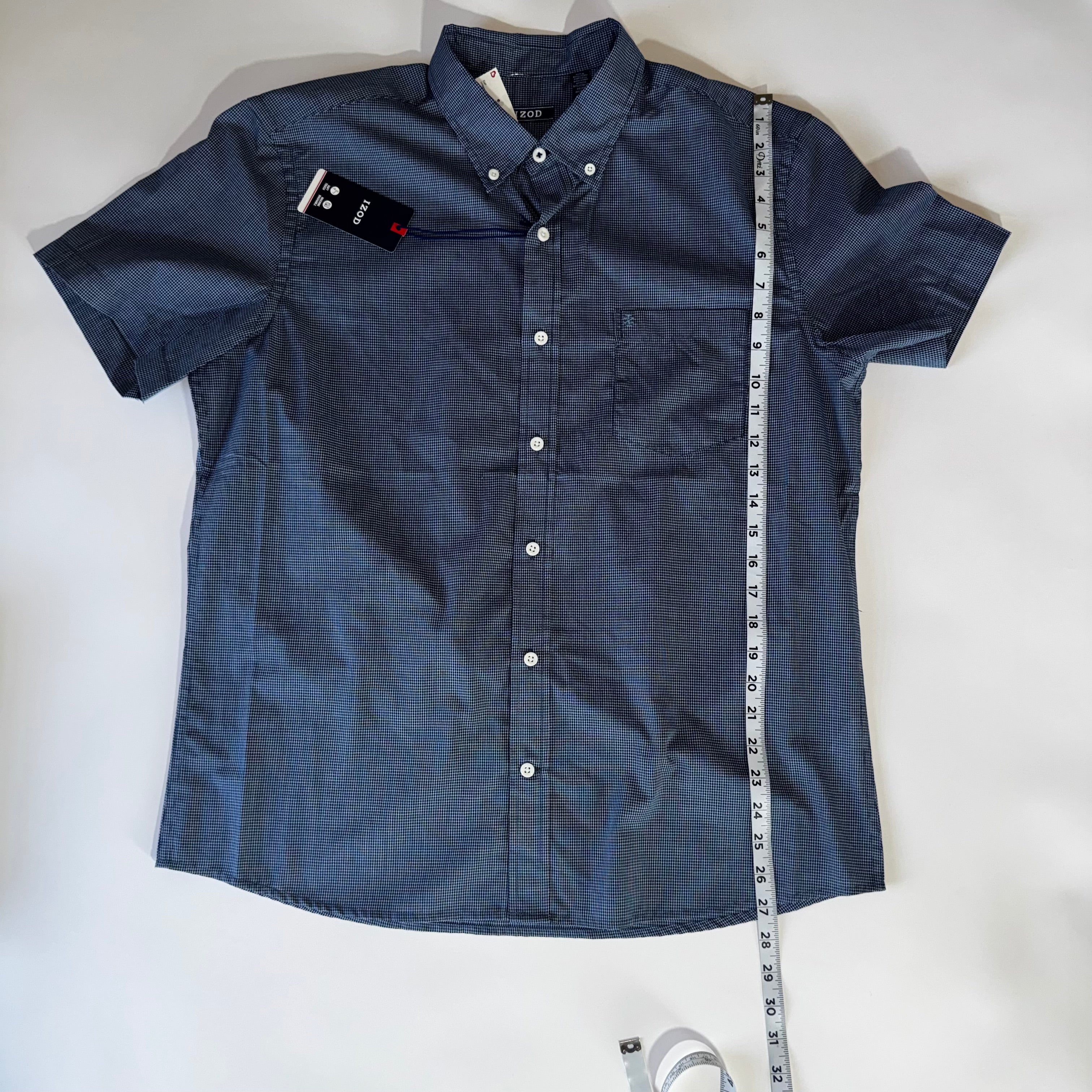 Izod Men's Button Down Shirt Blue L Short Sleeve