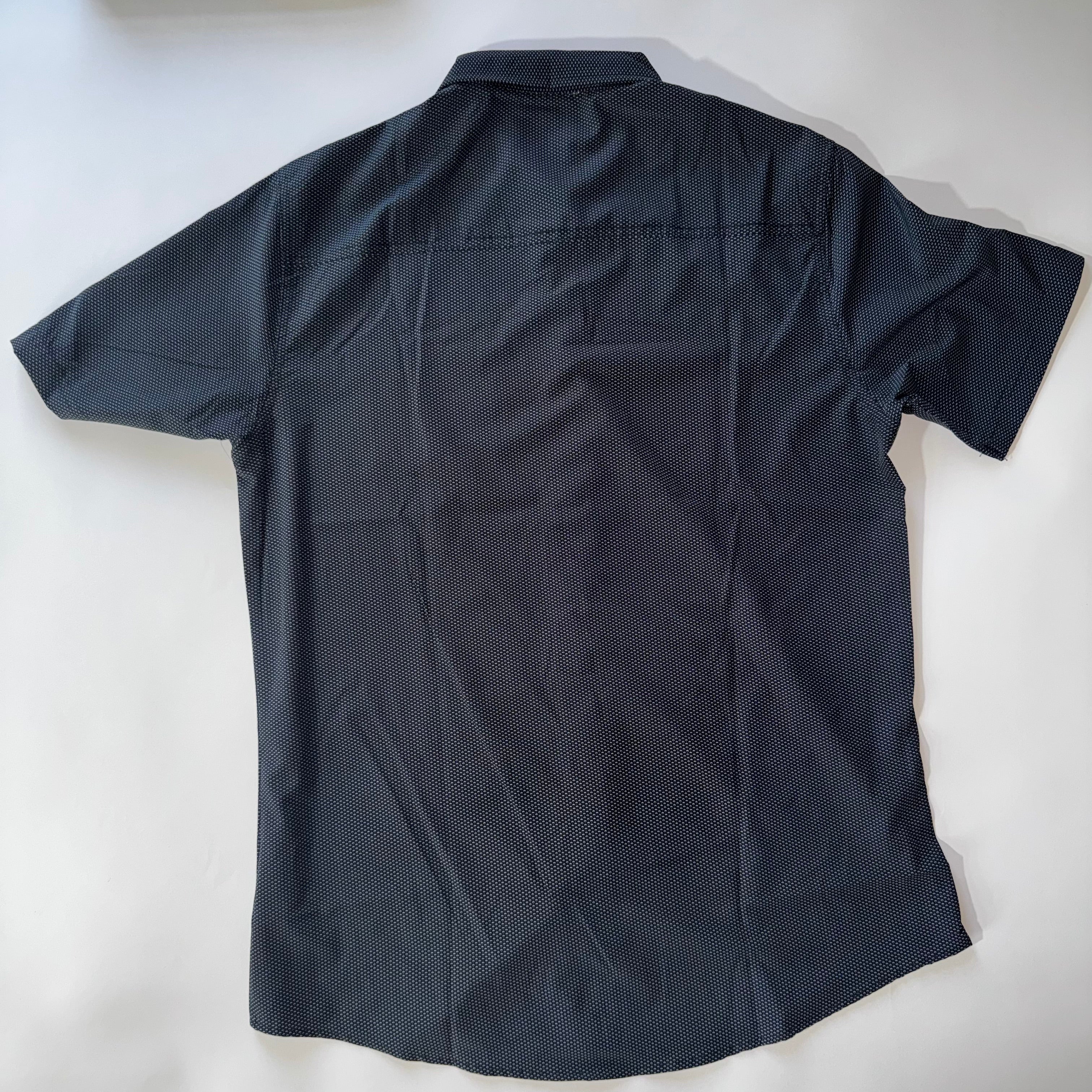 Six Lincoln New York Men's Printed Shirt, Short sleeve Button down Size L