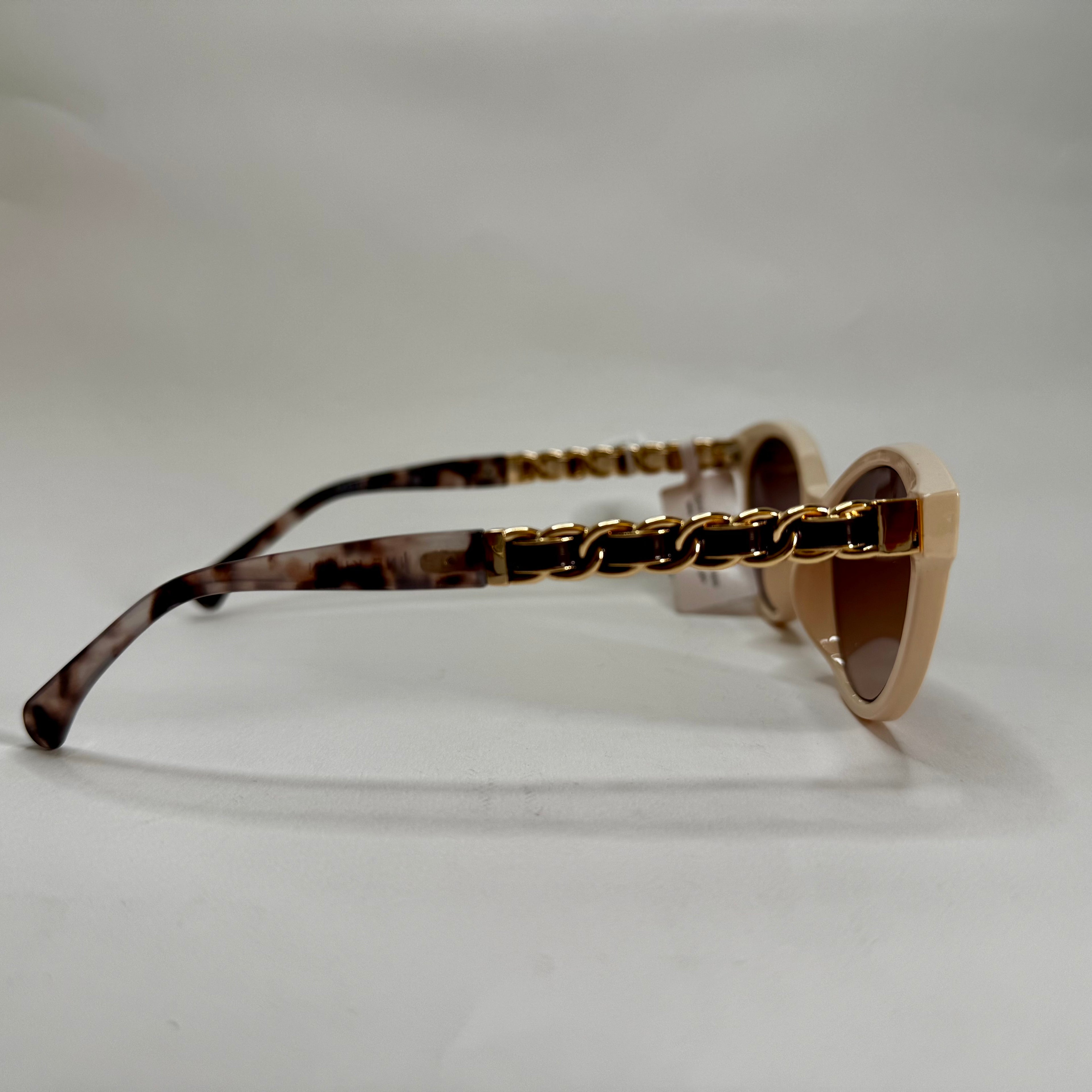 Slim Cat Eye Sunglasses With Braided Chain Link Metal Temples in Chattannooga,TN