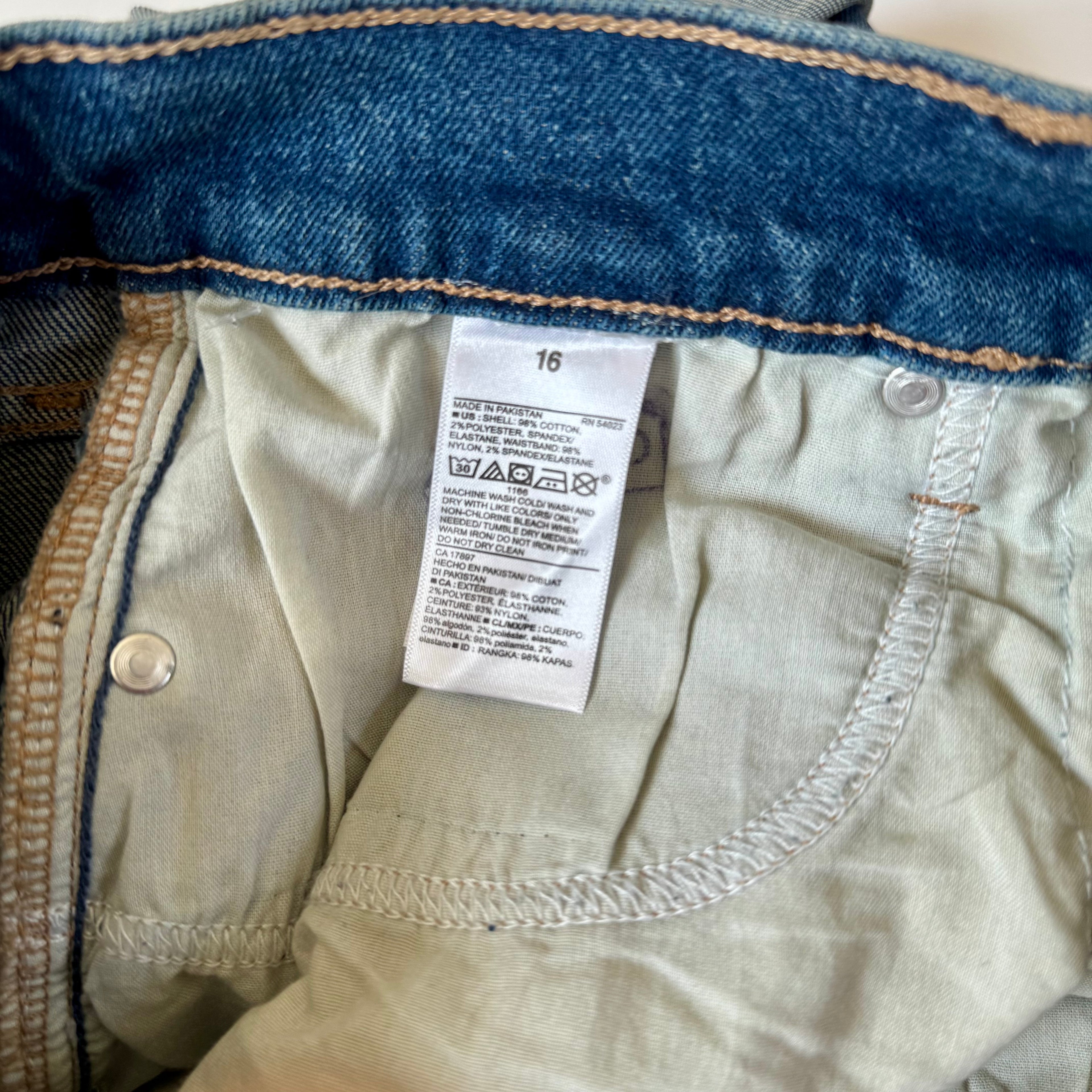 Old Navy Shorts Women's Size 16 ‘OG Straight’ High Rise Blue Jean Denim Roll Hem