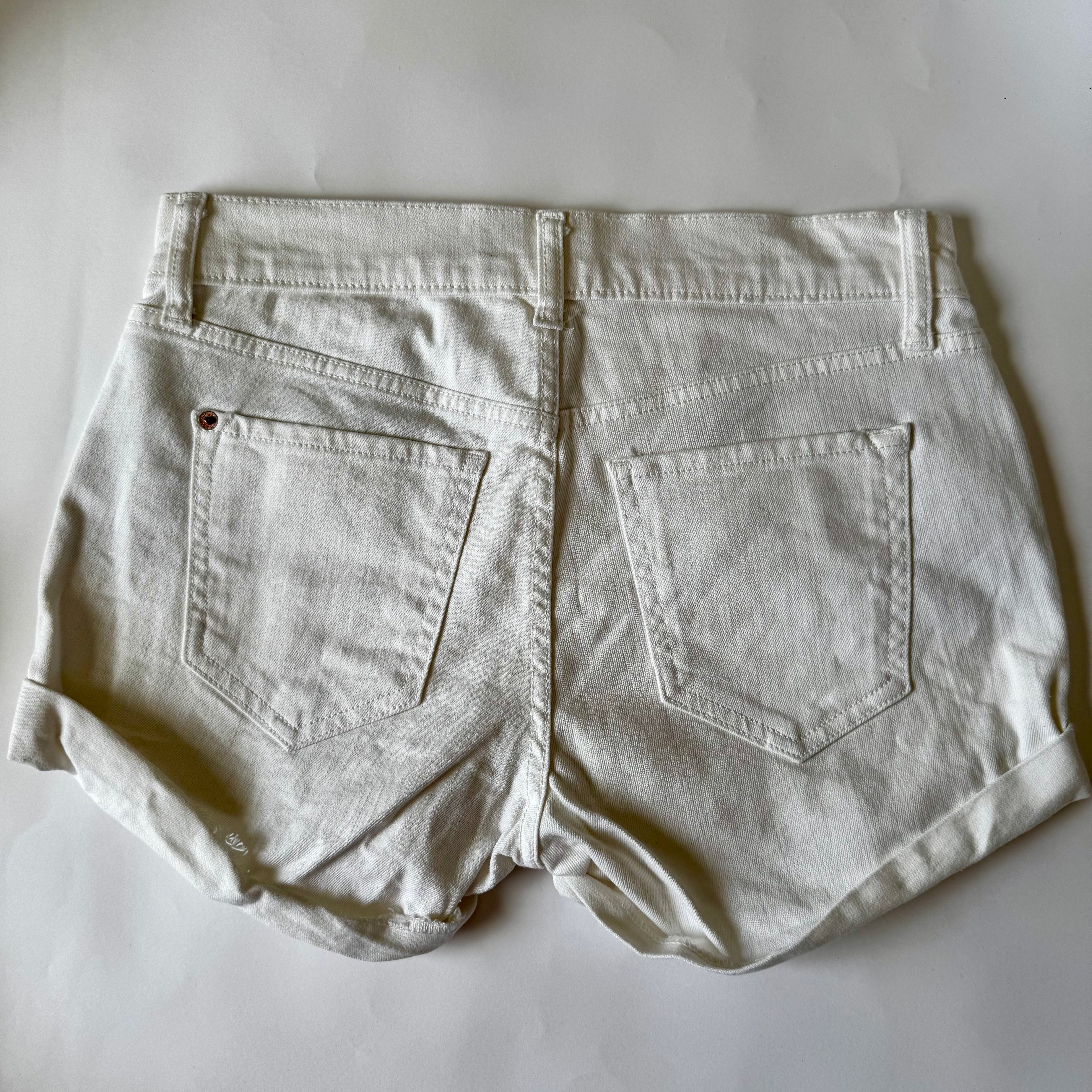 Old Navy Shorts Women's Size 4 ‘OG Straight’ High RiseWhite Jean Denim Roll Hem