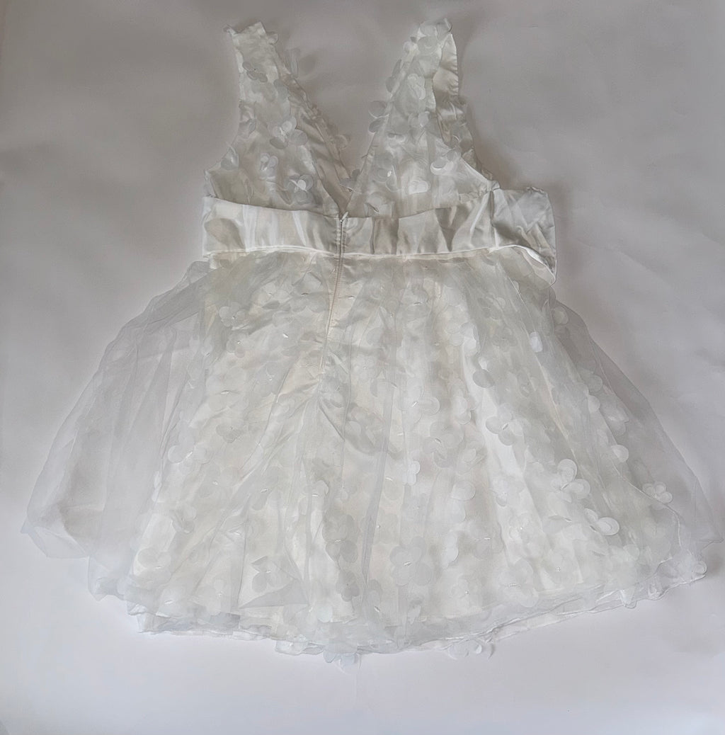Wedding Dress White Tea-Lenght V- Neckline, Floral and Bow Waist Detail Size 1XL