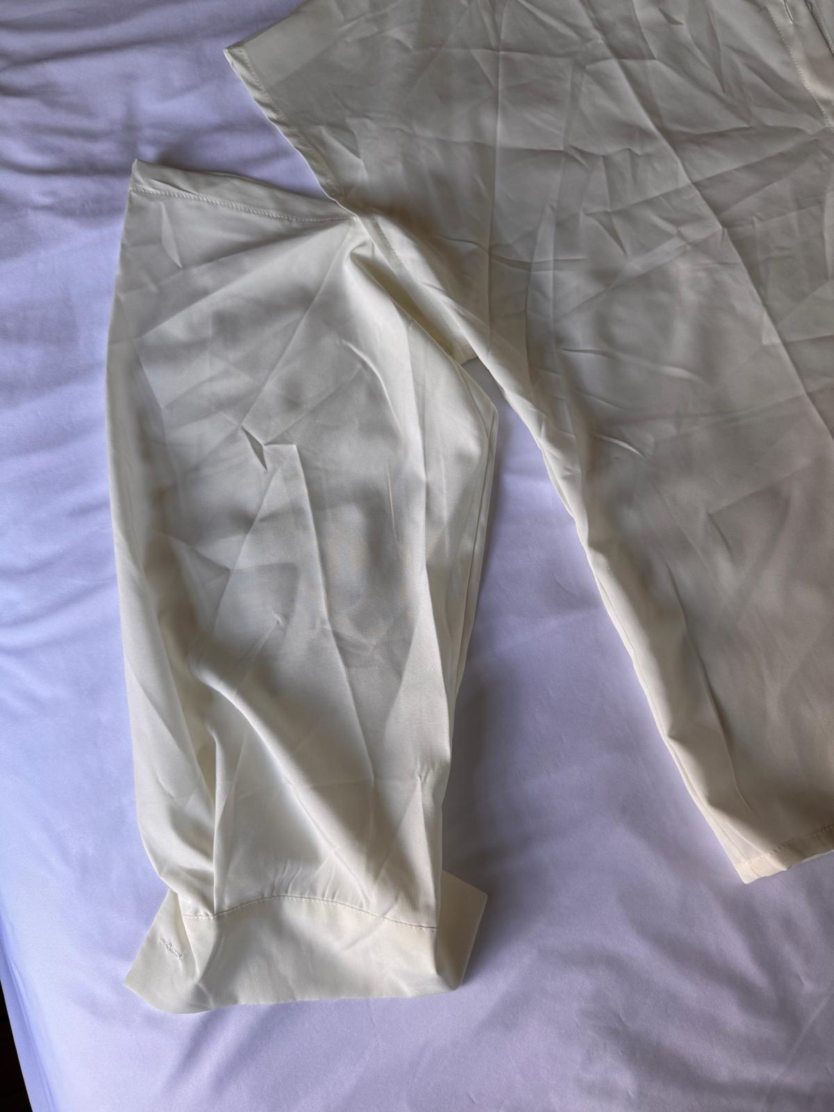Women's Shirt Shoulder Cut-Out Button Down,Size XL, Color Cream