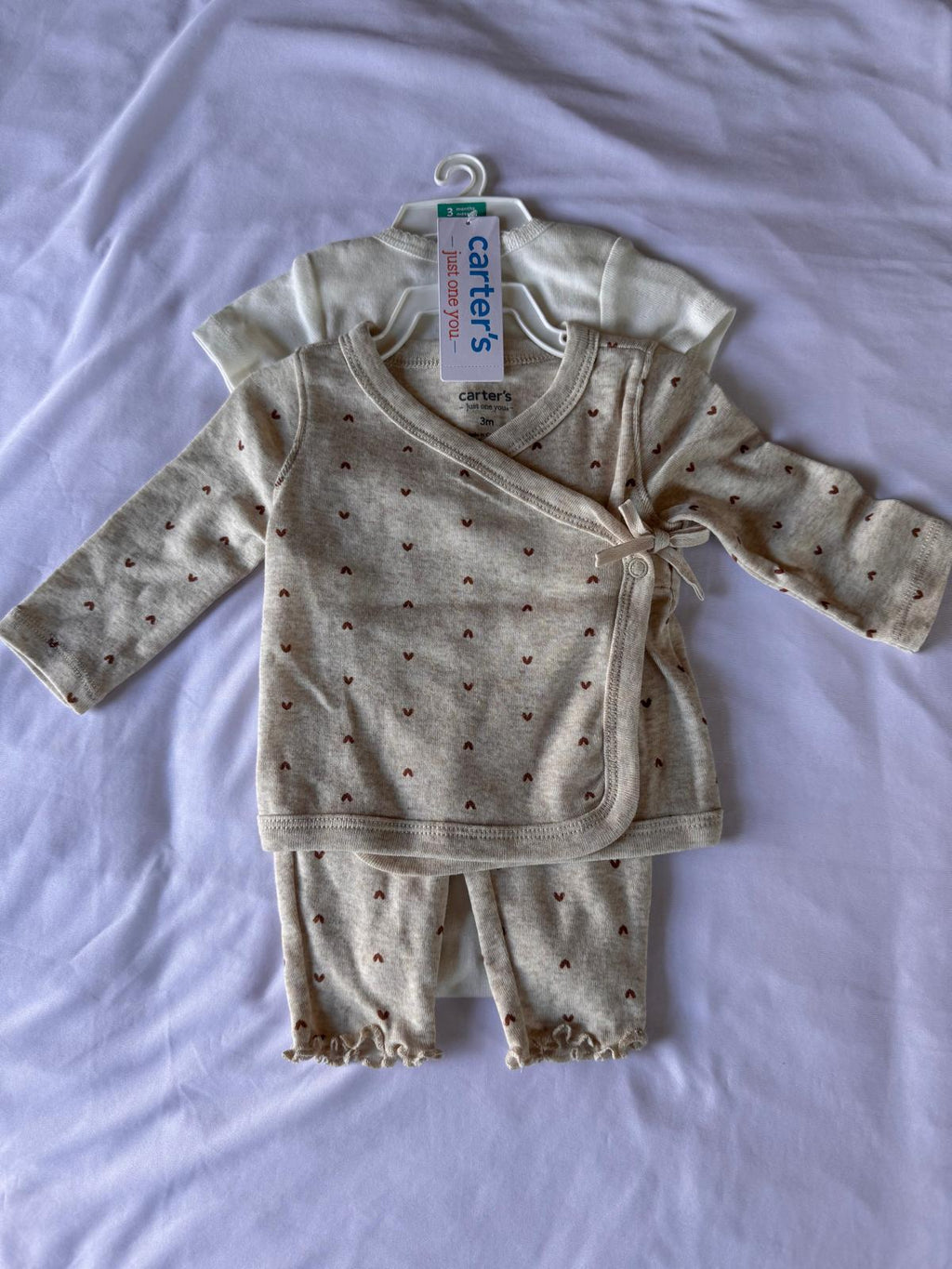 Carter's Newborn 3-Pieces Kimono, Pant and Bodysuit set Cream 3 M