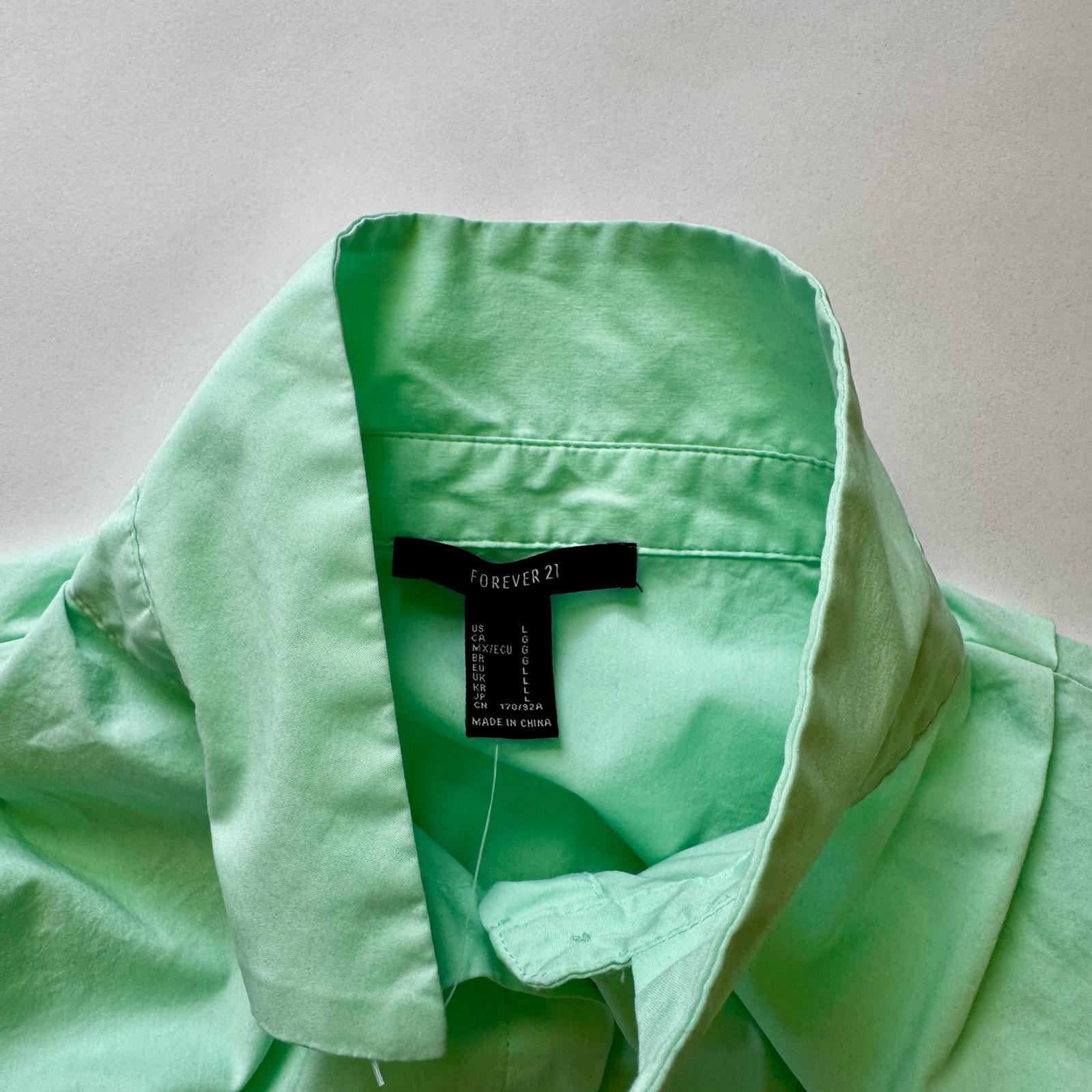 Forever 21 Short-Sleeve Button Blouse Light green,Elasticized Waistband, Size L